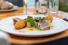 Chogogo Dive & Beach Resort Curacao