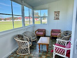 Low Head Pilot Station