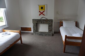 Low Head Pilot Station