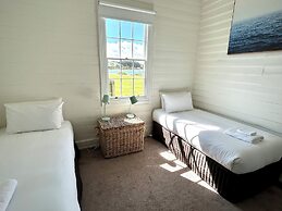 Low Head Pilot Station