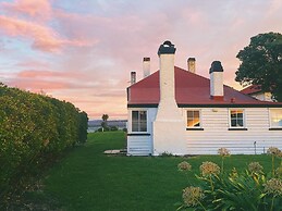 Low Head Pilot Station