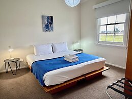 Low Head Pilot Station