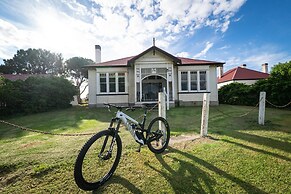 Low Head Pilot Station