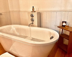 Low Head Pilot Station