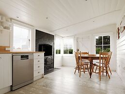 Low Head Pilot Station