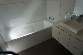 Low Head Pilot Station