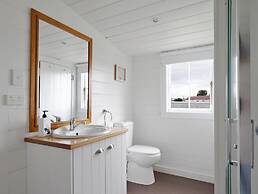 Low Head Pilot Station