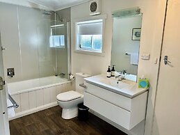 Low Head Pilot Station