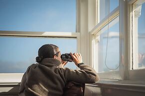 Low Head Pilot Station