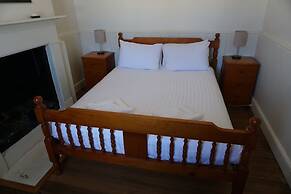 Low Head Pilot Station