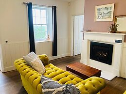 Low Head Pilot Station