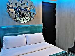 Blutique Hotel