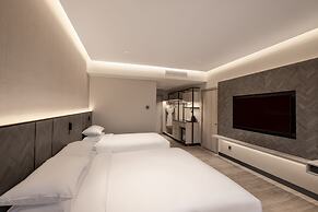 Orchid Hotel