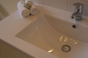 Broadway Lodge Motel