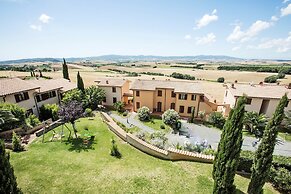 Borgo di Pomaia