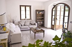 Borgo di Pomaia