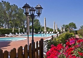 Borgo di Pomaia