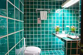 Villa Cha Cha Banglumphu