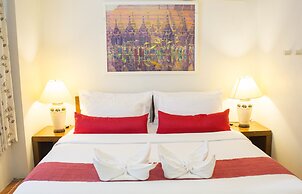 Villa Cha Cha Banglumphu