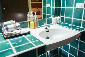 Villa Cha Cha Banglumphu