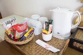 Villa Cha Cha Banglumphu