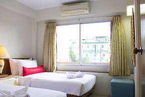 Villa Cha Cha Banglumphu