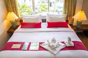 Villa Cha Cha Banglumphu