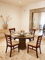 Tres Vidas Acapulco Suites