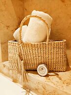 Tres Vidas Acapulco Suites