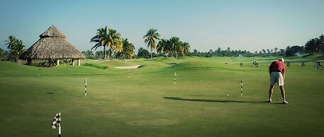 Tres Vidas Acapulco Suites