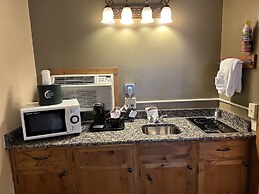 Silver Moon Inn