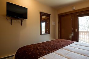 Silver Moon Inn