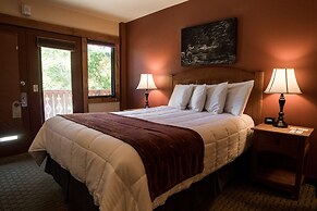 Silver Moon Inn
