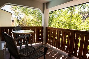Silver Moon Inn