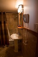 Silver Moon Inn