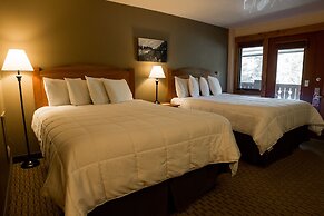 Silver Moon Inn