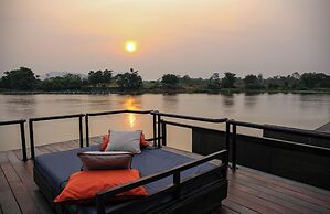 The Xcape River Kwai