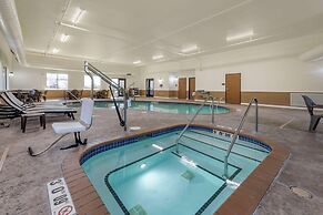 Comfort Suites Bridgeport - Clarksburg