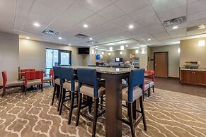 Comfort Suites Bridgeport - Clarksburg