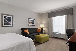 Hampton Inn & Suites Mishawaka/South Bend at Heritage Square