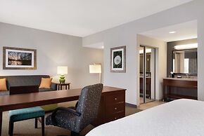 Hampton Inn & Suites Mishawaka/South Bend at Heritage Square