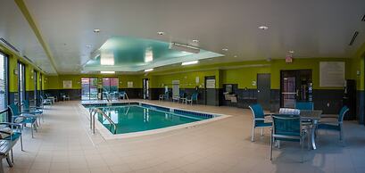 Hampton Inn & Suites Mishawaka/South Bend at Heritage Square