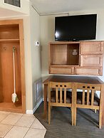 GetAways at Park Regency Resort