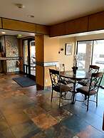 GetAways at Park Regency Resort