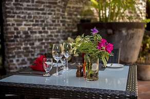 Copper and Lumber Store Hotel