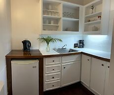 Copper and Lumber Store Hotel