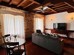 Copper and Lumber Store Hotel