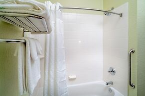 Holiday Inn Express & Suites Lebanon by IHG