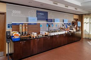 Holiday Inn Express & Suites Lebanon by IHG