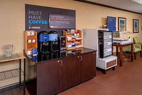 Holiday Inn Express & Suites Lebanon by IHG